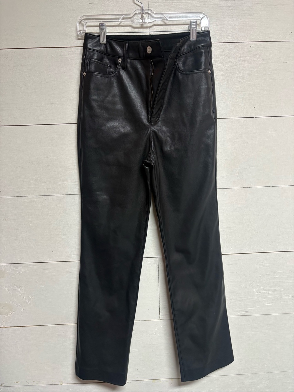Express Black Faux Leather ’90s Slim Pants Size 4 Short